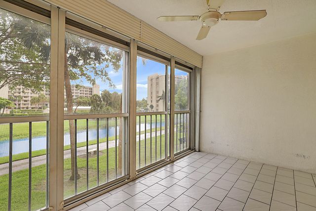 14527 Bonaire Boulevard 203, Delray Beach, FL 33446