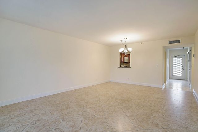 14527 Bonaire Boulevard 203, Delray Beach, FL 33446