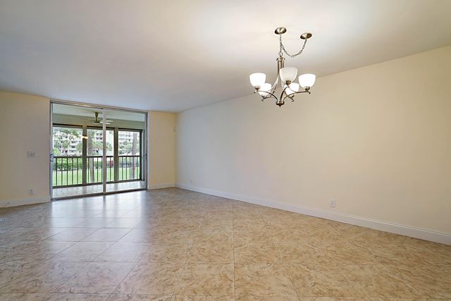 14527 Bonaire Boulevard 203, Delray Beach, FL 33446