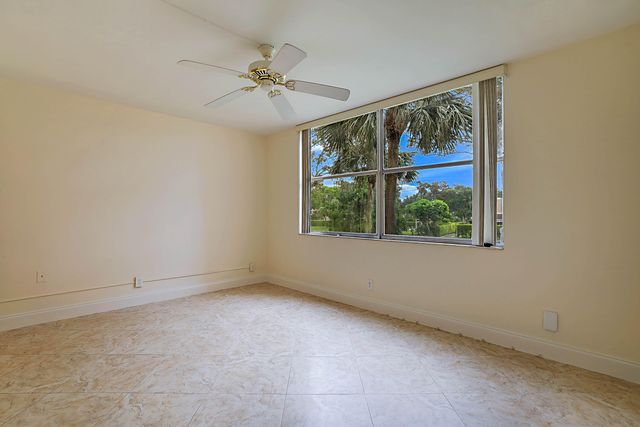 14527 Bonaire Boulevard 203, Delray Beach, FL 33446