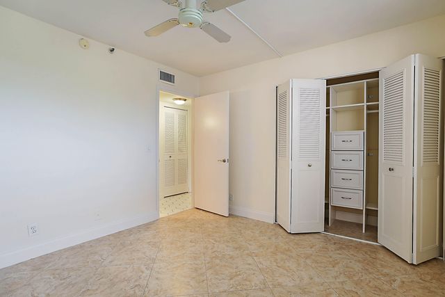 14527 Bonaire Boulevard 203, Delray Beach, FL 33446