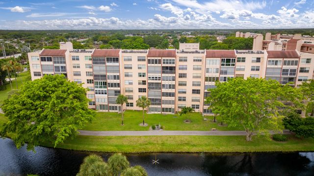 14527 Bonaire Boulevard 203, Delray Beach, FL 33446