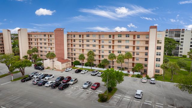 14527 Bonaire Boulevard 203, Delray Beach, FL 33446