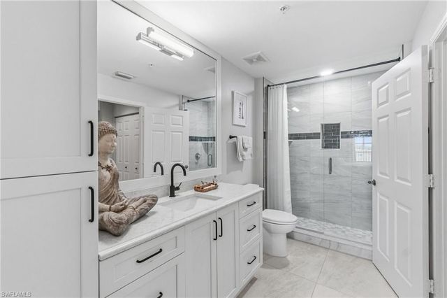 401 Bayfront PL 3403, Naples, FL 34102