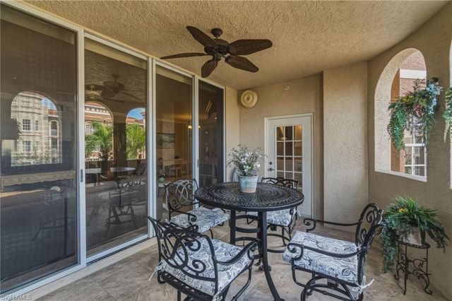 401 Bayfront PL 3403, Naples, FL 34102