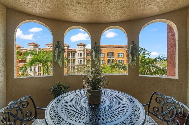 401 Bayfront PL 3403, Naples, FL 34102
