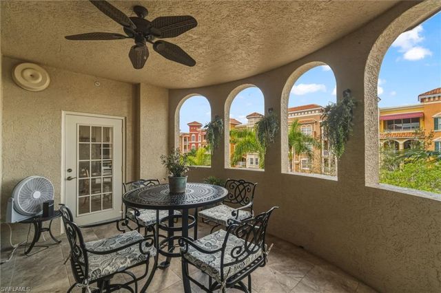 401 Bayfront PL 3403, Naples, FL 34102