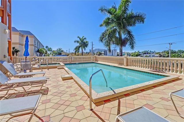 401 Bayfront PL 3403, Naples, FL 34102