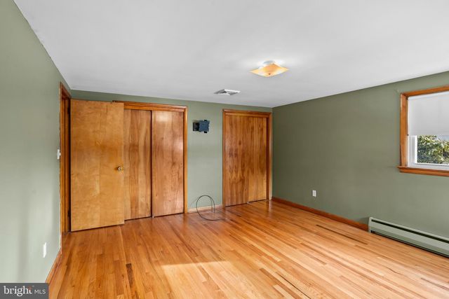 7810 CHAMBERS HILL RD, Harrisburg, PA 17111