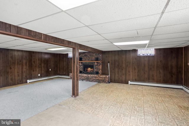 7810 CHAMBERS HILL RD, Harrisburg, PA 17111