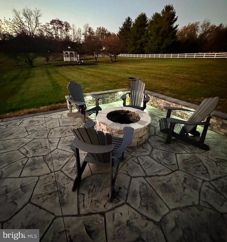 39854 CANTERFIELD CT, Lovettsville, VA 20180