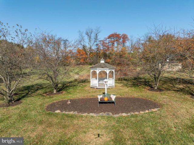 39854 CANTERFIELD CT, Lovettsville, VA 20180