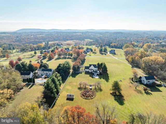 39854 CANTERFIELD CT, Lovettsville, VA 20180