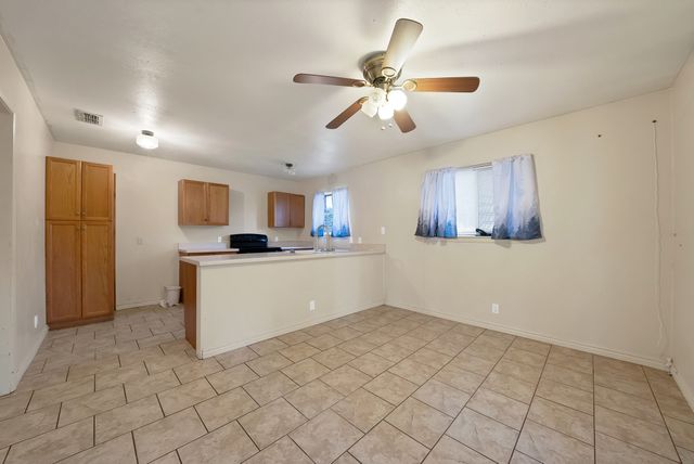 509 Henslee Drive, Euless, TX 76040