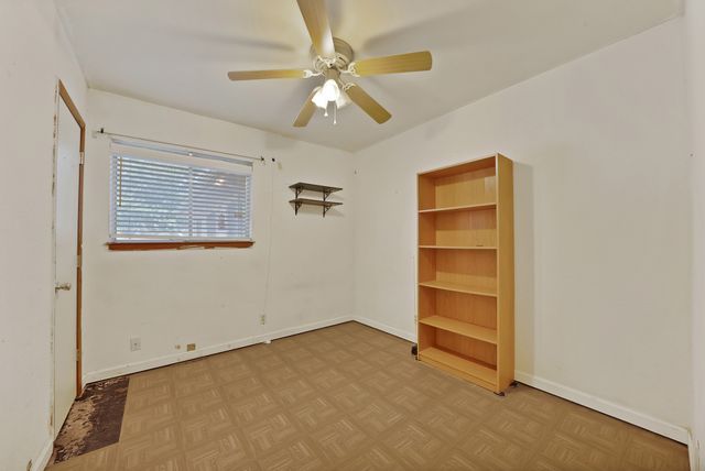 509 Henslee Drive, Euless, TX 76040