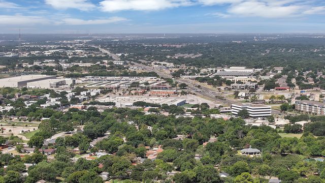 509 Henslee Drive, Euless, TX 76040