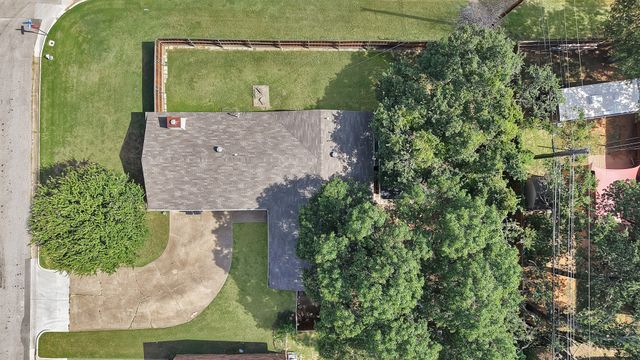 509 Henslee Drive, Euless, TX 76040