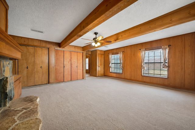 509 Henslee Drive, Euless, TX 76040