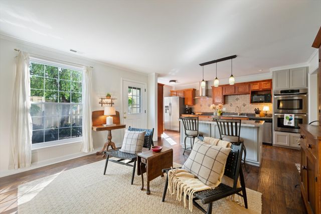 218 Boxwood Dr, Franklin, TN 37069