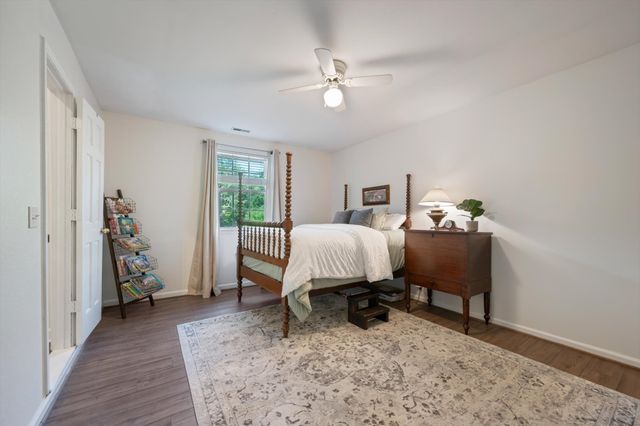 218 Boxwood Dr, Franklin, TN 37069