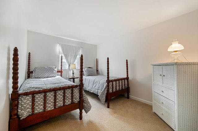 218 Boxwood Dr, Franklin, TN 37069