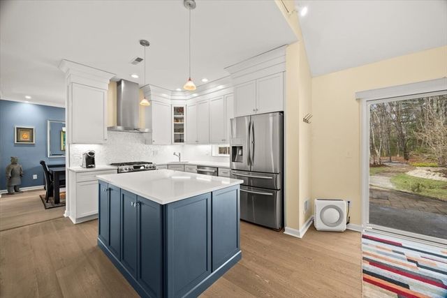 1 Grover Ln, Foxboro, MA 02035