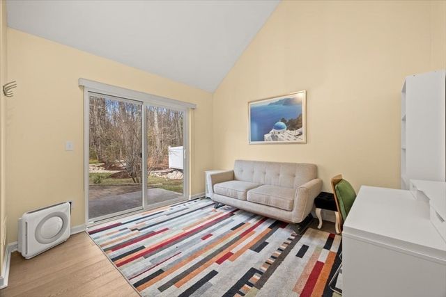 1 Grover Ln, Foxboro, MA 02035