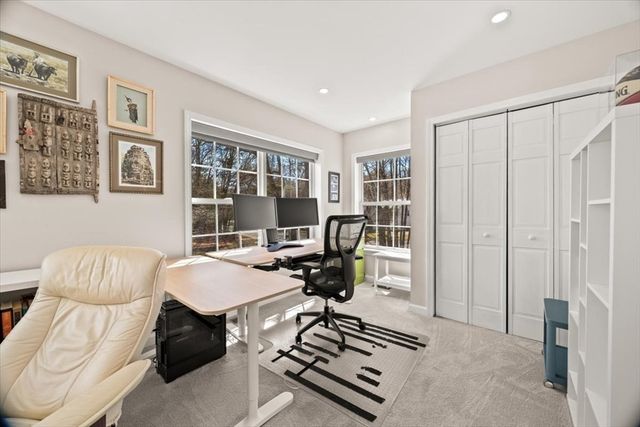 1 Grover Ln, Foxboro, MA 02035