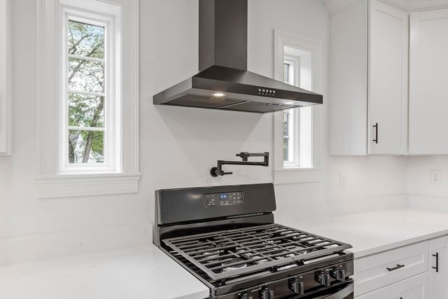 697 Westminster Hill Rd, Fitchburg, MA 01420