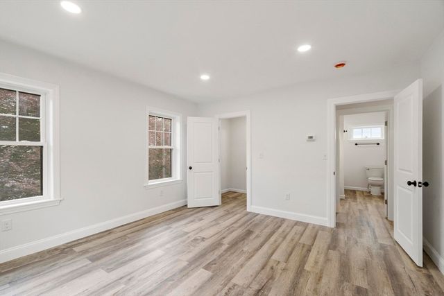 697 Westminster Hill Rd, Fitchburg, MA 01420