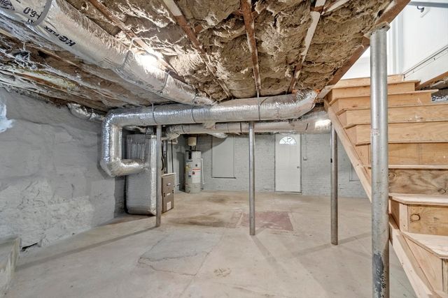 697 Westminster Hill Rd, Fitchburg, MA 01420