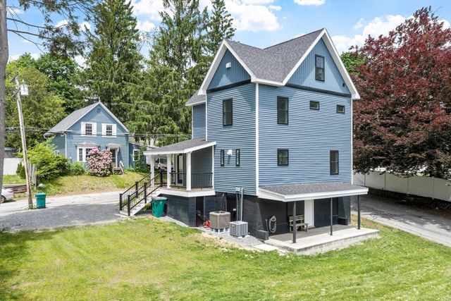 697 Westminster Hill Rd, Fitchburg, MA 01420