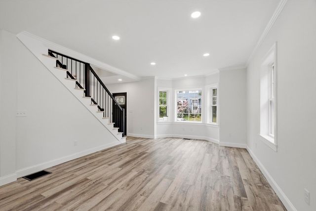 697 Westminster Hill Rd, Fitchburg, MA 01420