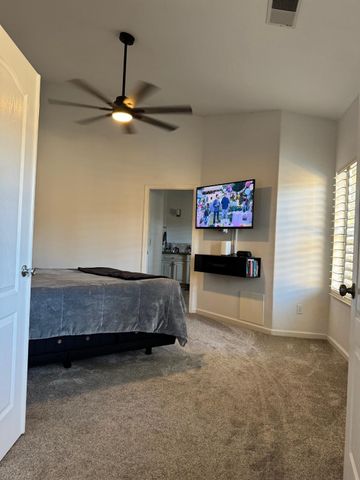 2691 Morris Avenue, Clovis, CA 93611