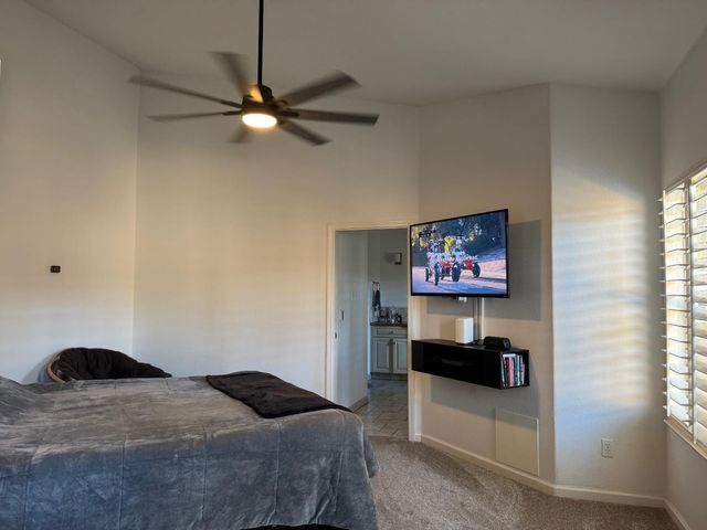 2691 Morris Avenue, Clovis, CA 93611