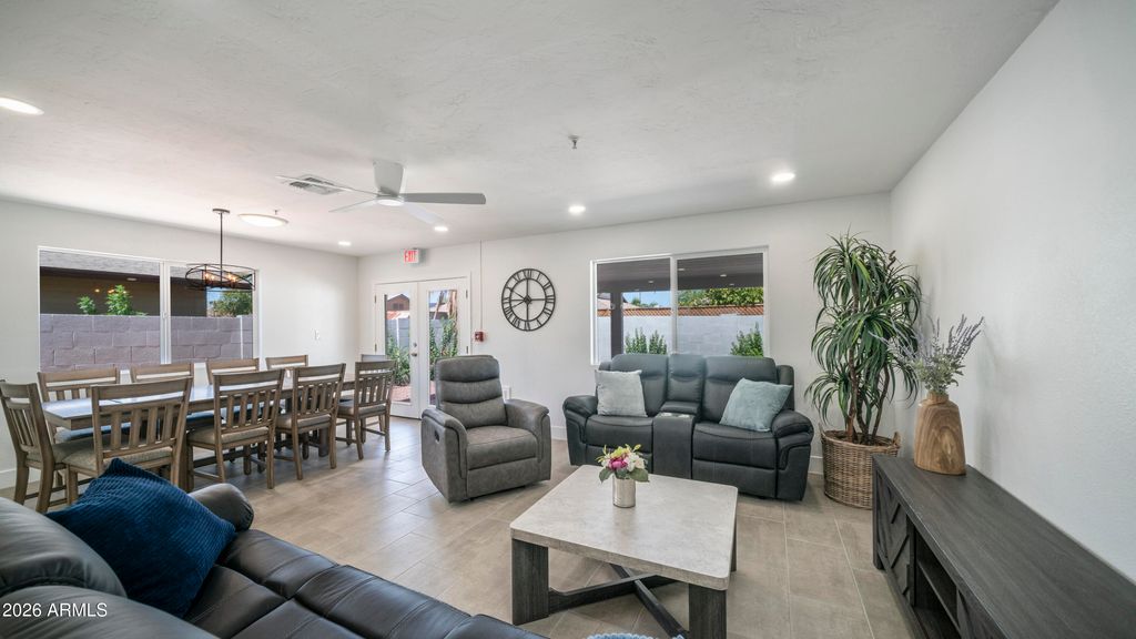 1300 W 10 BED ASSISTED LIVING Avenue, Mesa, AZ 85202 — exterior
