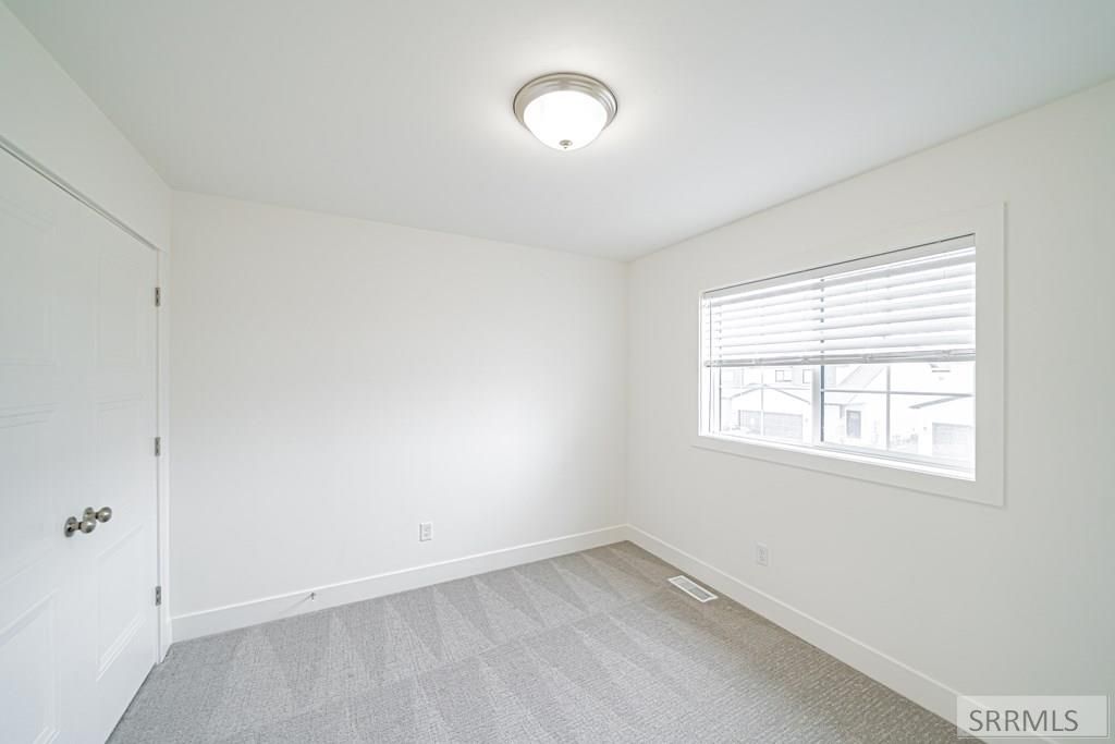 Image 41 of property listing at 3034 Kalani Court, Ammon, ID 83406
