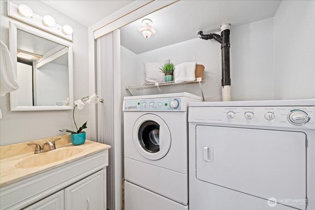 10901 NE 151st Street, Bothell, WA 98011