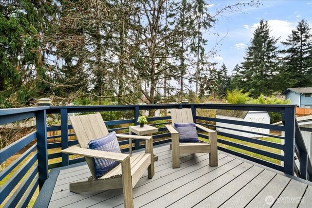 10901 NE 151st Street, Bothell, WA 98011