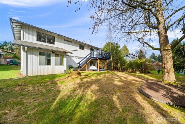 10901 NE 151st Street, Bothell, WA 98011