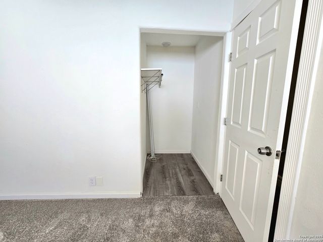 5894 Castle Run, San Antonio, TX 78218