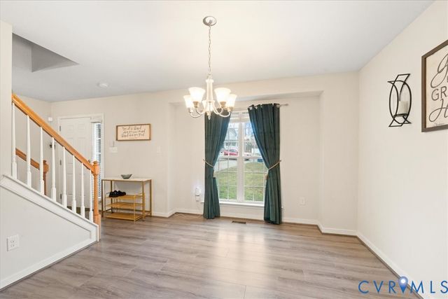 4307 Twisted Oak Dr, Colonial Heights, VA 23834