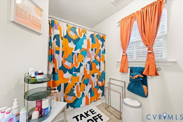 4307 Twisted Oak Dr, Colonial Heights, VA 23834