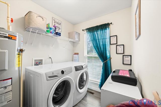 4307 Twisted Oak Dr, Colonial Heights, VA 23834