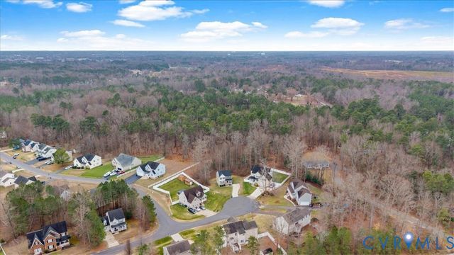 4307 Twisted Oak Dr, Colonial Heights, VA 23834