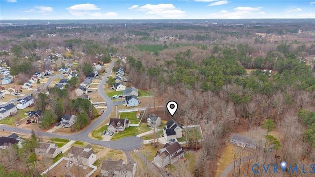 4307 Twisted Oak Dr, Colonial Heights, VA 23834
