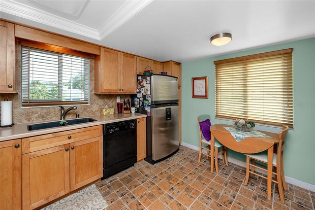 2737 ENTERPRISE ROAD E 112, Clearwater, FL 33759