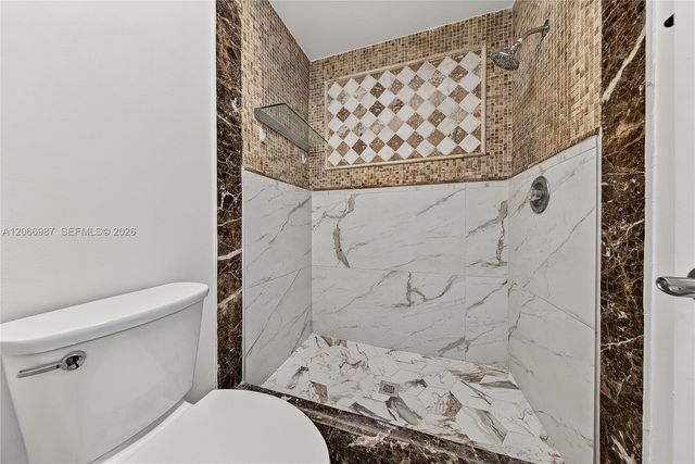 2683 N Carambola Circle N 1767, Coconut Creek, FL 33066