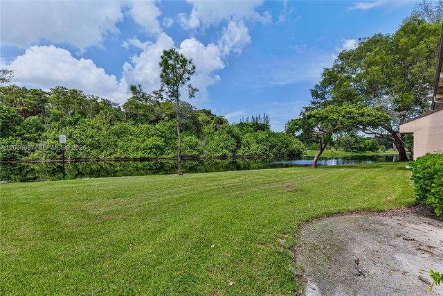 2683 N Carambola Circle N 1767, Coconut Creek, FL 33066