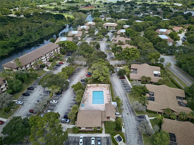 2683 N Carambola Circle N 1767, Coconut Creek, FL 33066